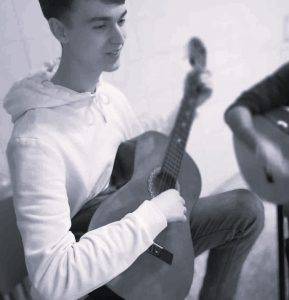clases de guitarra en Granada
