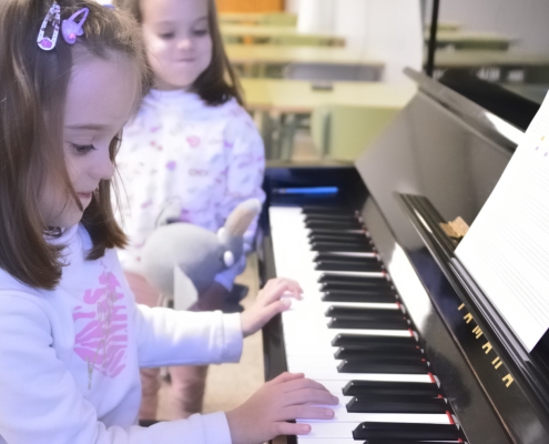 beneficios de la educación musical temprana